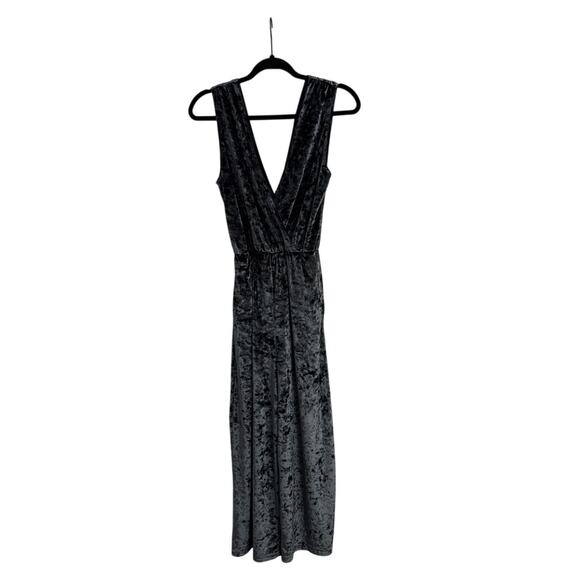 Taylor & Sage Pants - Taylor & Sage Gray Crushed Velvet Jumpsuit Romper Cropped Wide Leg Size XS